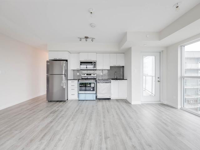 2150 Lawrence Ave E, Unit 1604