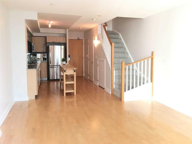 36 Blue Jays Way, Unit 1130