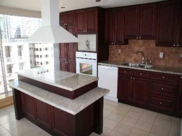 501 - 401 Queens Quay