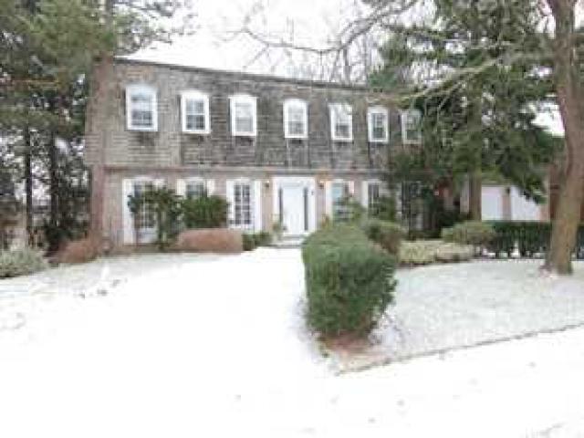 5 Versailles Crt
