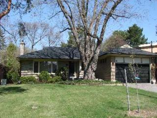 6 Alderbrook Dr
