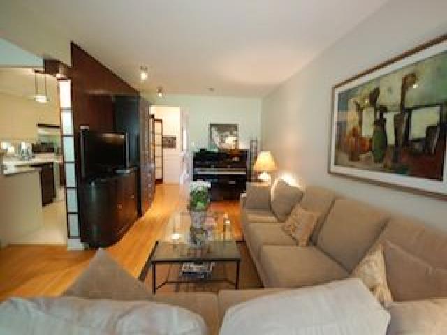 14 Farmstead Rd