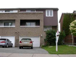 224 Robert Hicks Dr