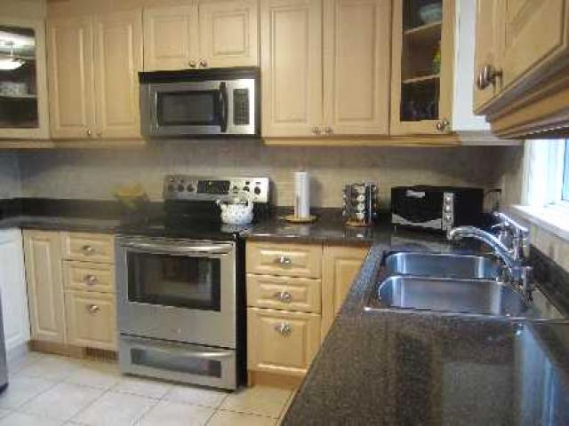 30 Brookview Dr