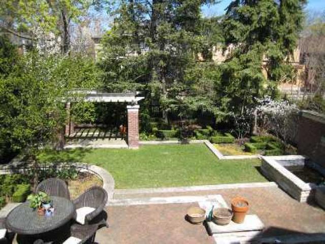 164 Rochester Ave