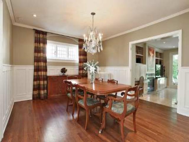 5 Lawrence Cres