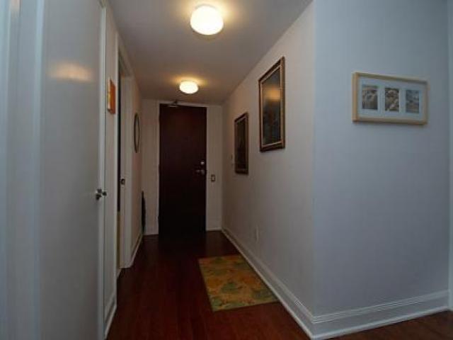 1802 - 2181 Yonge St
