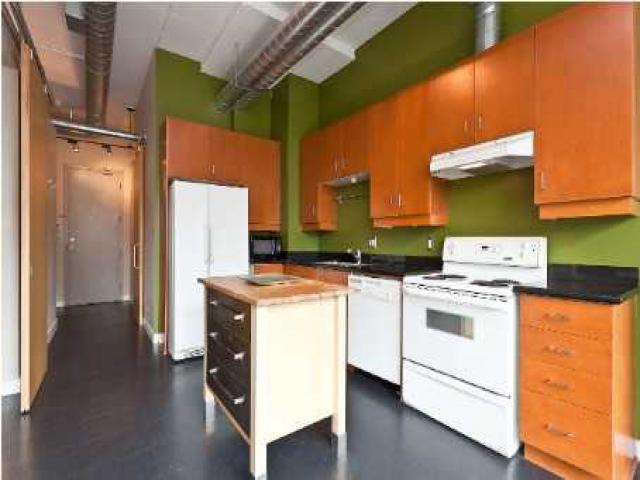 602 - 188 Eglinton Ave E
