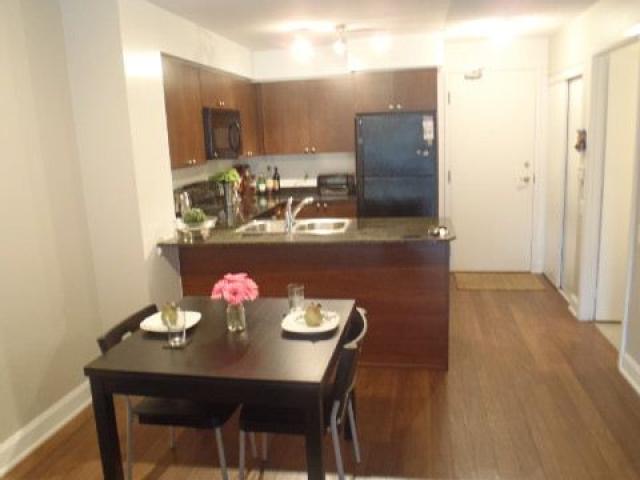 709 - 2191 Yonge St