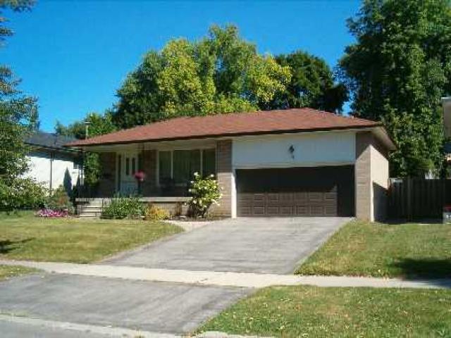 8 Havenbrook Blvd