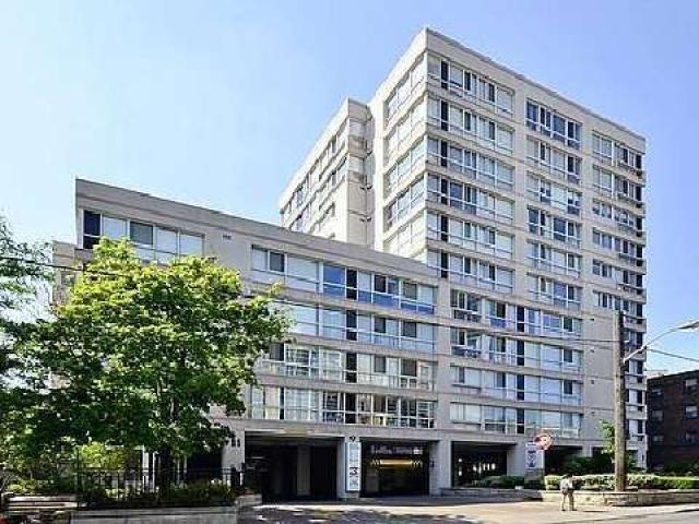 TH 2 - 11 Broadway Ave
