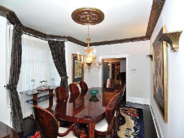 70 Castle Frank Cres