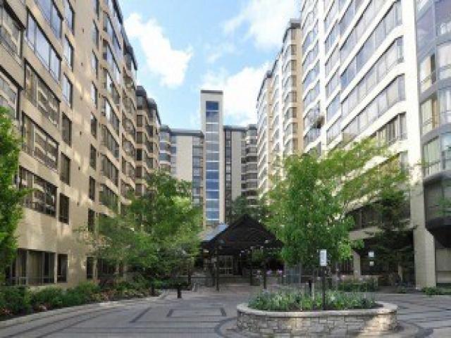 1206 - 280 Simcoe St