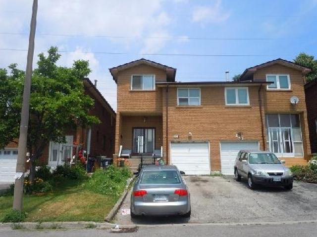 225 Robert Hicks Dr
