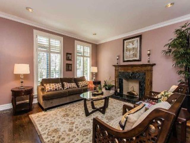 50 Bradgate Rd