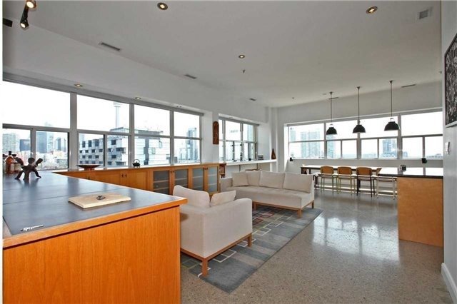 1111 - 700 King St W, Toronto | Sold, C3350620 | Condos.ca