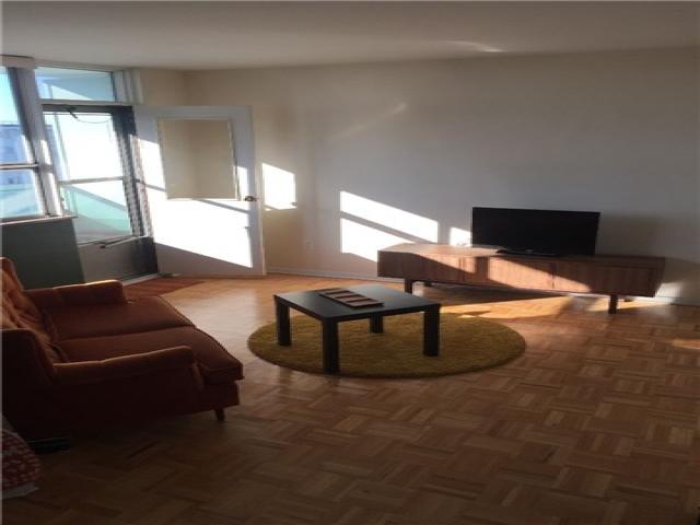 730 Dovercourt Rd, Unit 1602