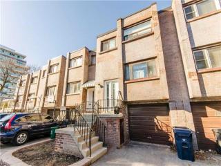 27 Candy Court Way