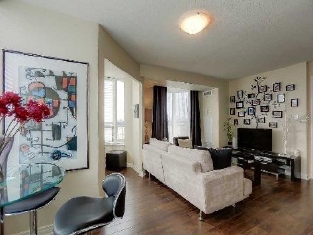 507 - 1700 Eglinton Ave E