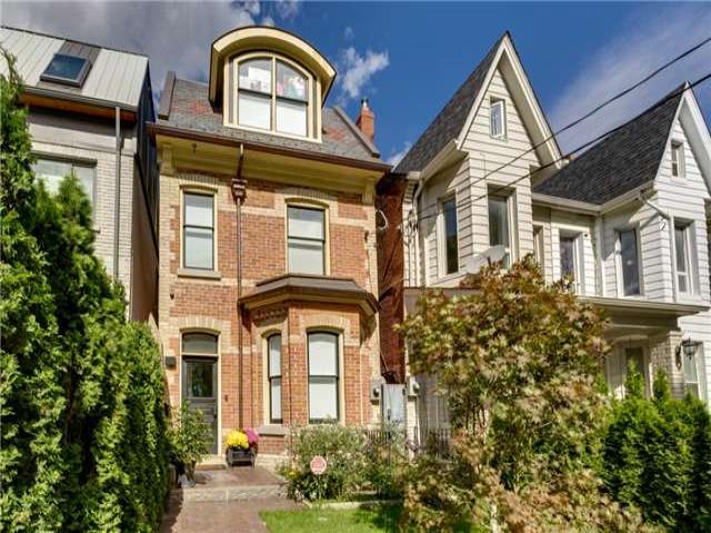 Bsmt - 126 Argyle St