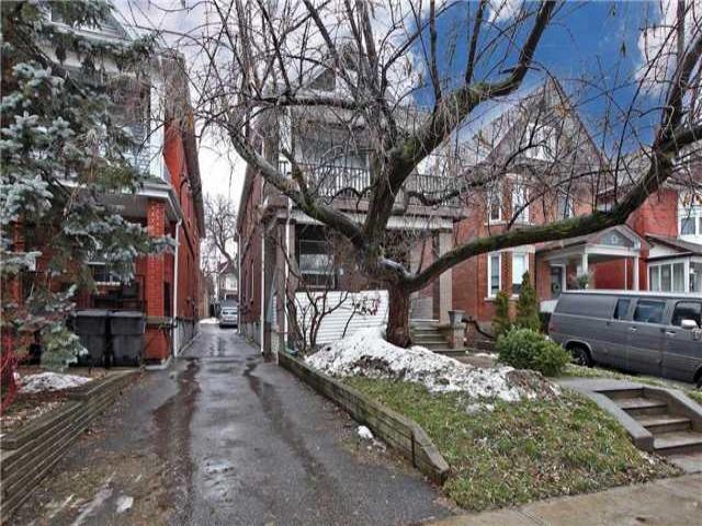 Bsmt - 160 Westmount Ave
