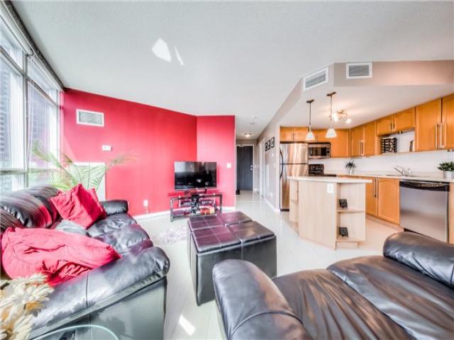 1003 - 18 Yonge St