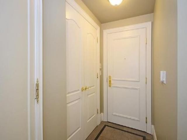 204 - 33 Delisle Ave