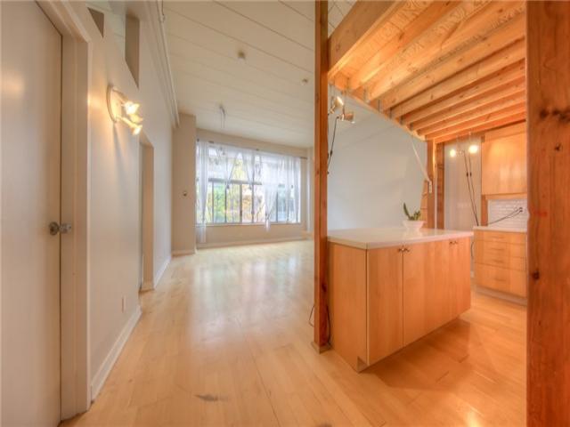 21 Nassau St, Unit 404