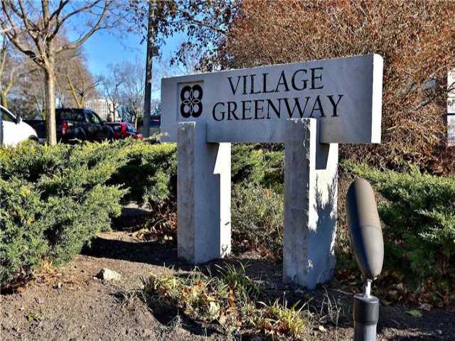 29 Village Greenway