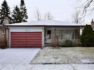 15 Wyvern Rd