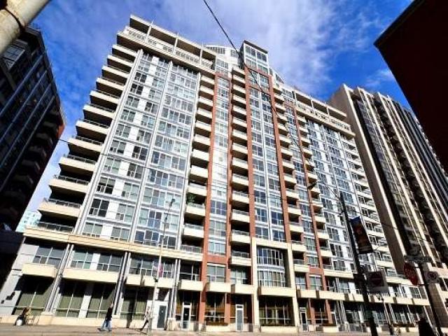 1127 - 250 Wellington St W