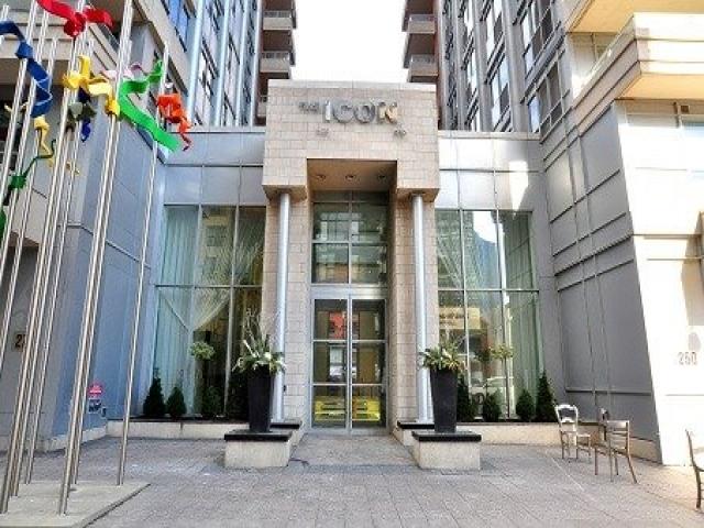 1127 - 250 Wellington St W