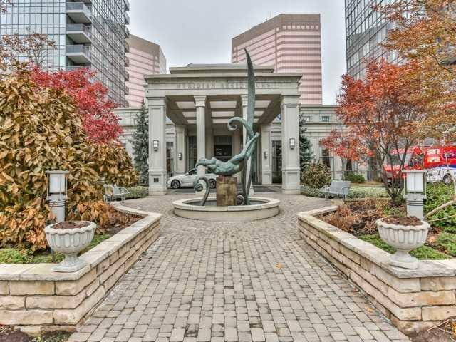 2021 - 25 Greenview Ave