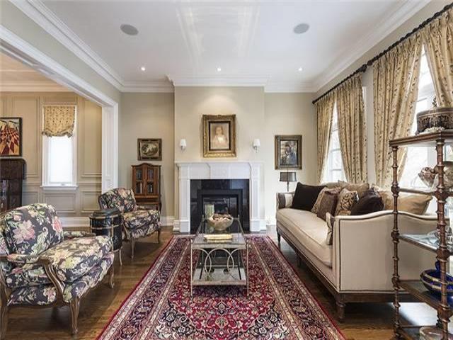 391 Bedford Park Ave