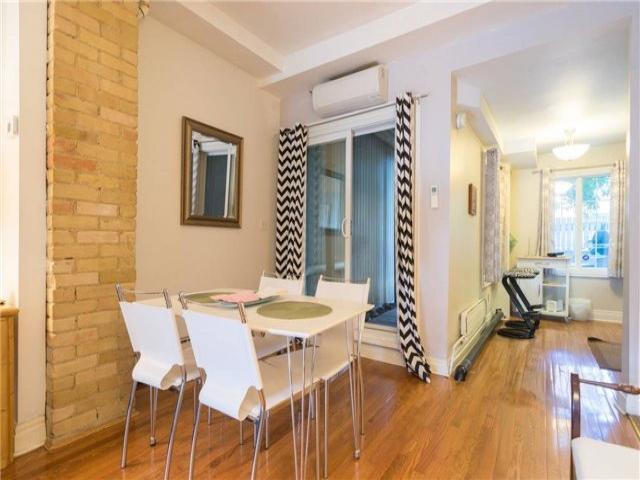 133 George St