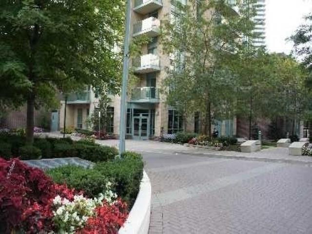 1109 - 20 Olive Ave