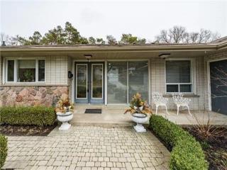 99 Banstock Dr