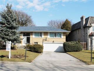 15 Blaine Dr