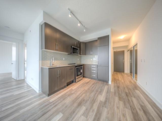 5180 Yonge St, Unit 1701