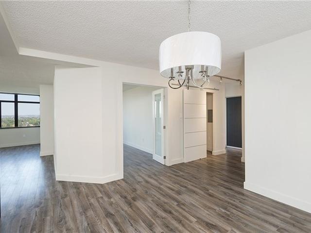 1004 - 1201 Steeles Ave W