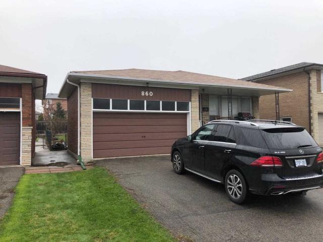 860 Glencairn Ave photo #1