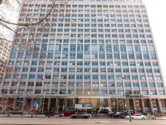 111 St. Clair Ave W, Unit # 1424