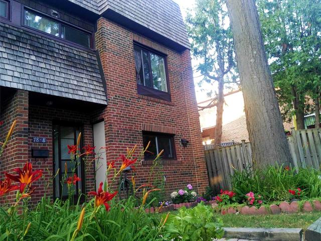 8 - 78 Castlebury Cres