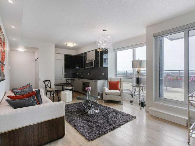 5162 Yonge St, LPH603