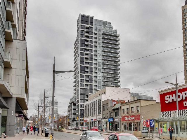 501 St Clair Ave W, Unit 906