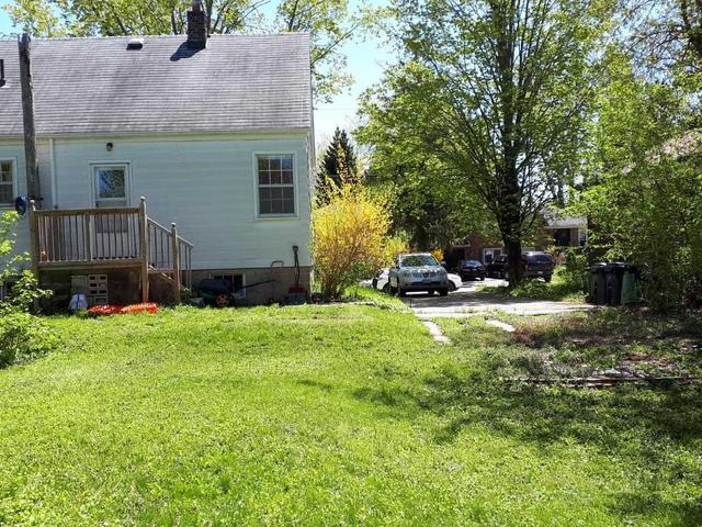 318 Hounslow Ave