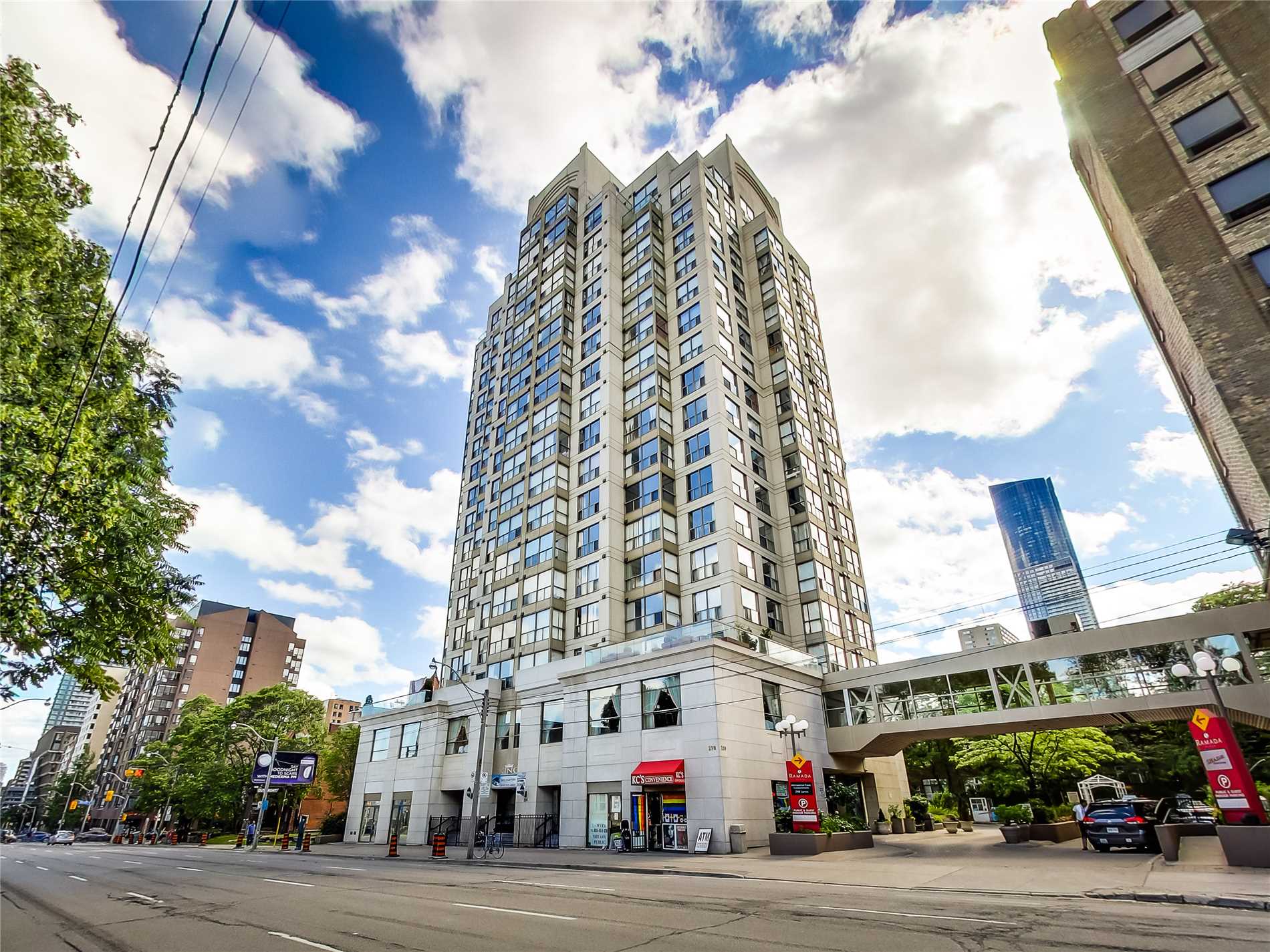 298 Jarvis St, Unit 1601, Toronto Sold, C4460190 Condos.ca