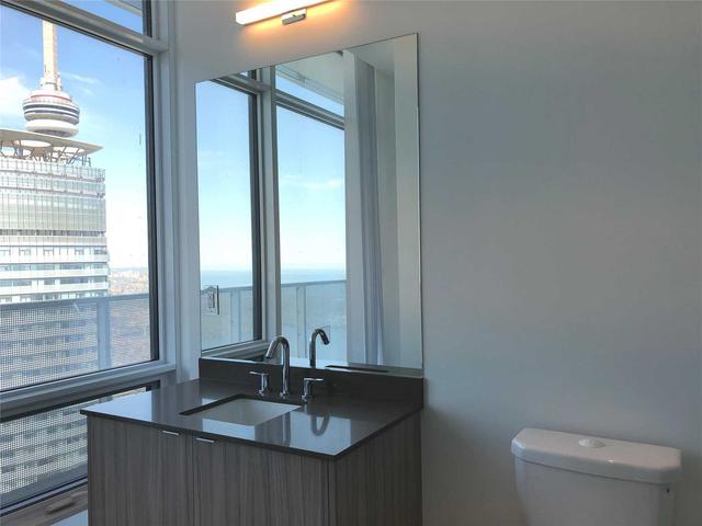 SPH201 - 100 Harbour St