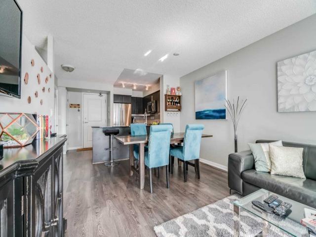 125 Western Battery Rd, Unit 1906