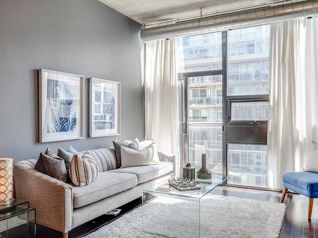 60 Bathurst St, Unit 711